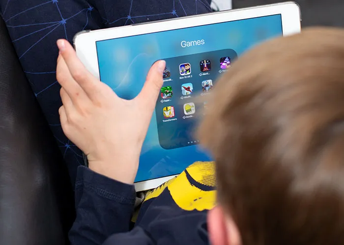 People Share 35 Parenting "Trends" They Strongly Disagree With