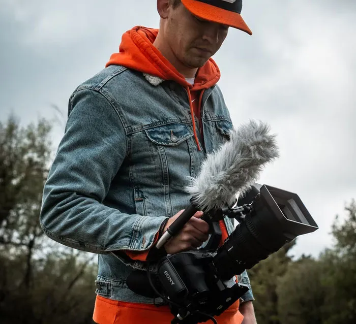 29 Camera Operators Get Really Honest About The Things They Get To See Behind The Scenes
