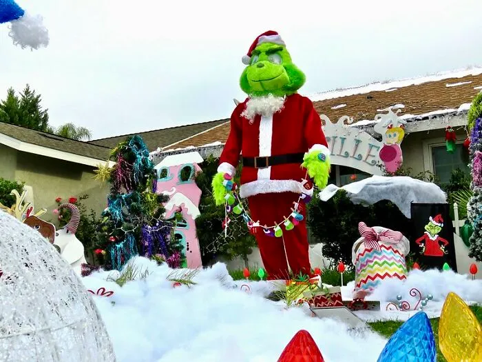 The Grinch (How The Grinch Stole Christmas, 2000)