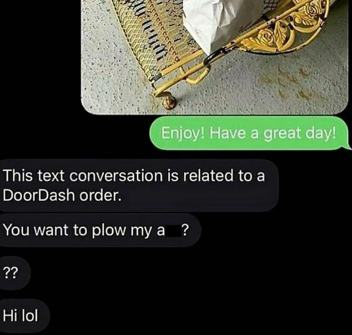 35 Texts From Food Delivery Workers That Might Make You Laugh