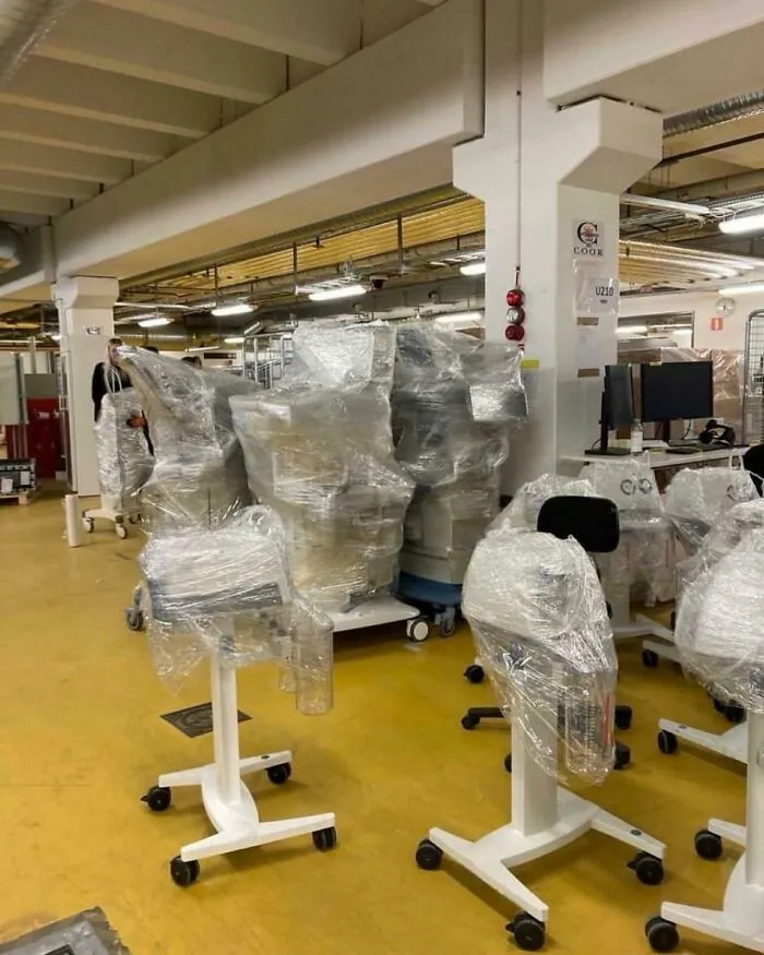 Stockholm Sweden Sending Medical & Hospital Equipmemt To Ukraine!