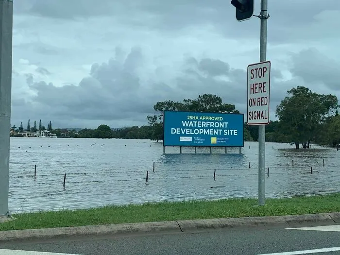 30 Pics Of Catastrophic Australian Floods That Are Happening Now As 2022 Competes For The Worst Year Award