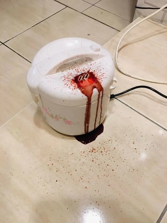 Preparamos arroz rojo, pero añadimos demasiada agua