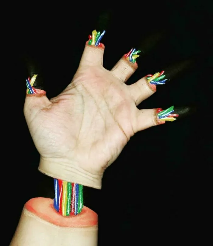 Mano pintada