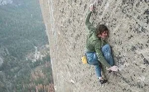 40 Times People Posted Unnerving Pics Of Great Heights That Made Others Say "Hell No"