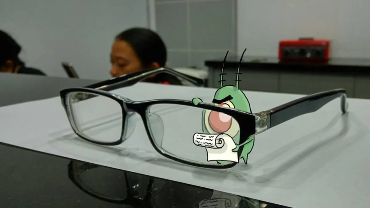 I Draw And Insert Fictional Characters Into Random Photos I Find On Instagram (30 Pics)