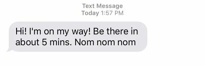 35 Texts From Food Delivery Workers That Might Make You Laugh