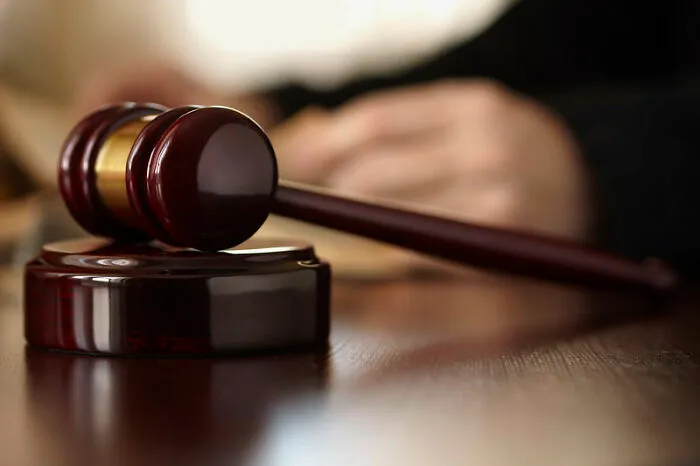 Estos abogados comparten 15 fallos que han presenciado en los tribunales
