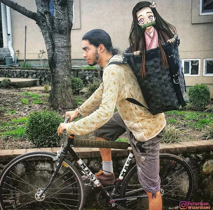 I Draw And Insert Fictional Characters Into Random Photos I Find On Instagram (30 Pics)