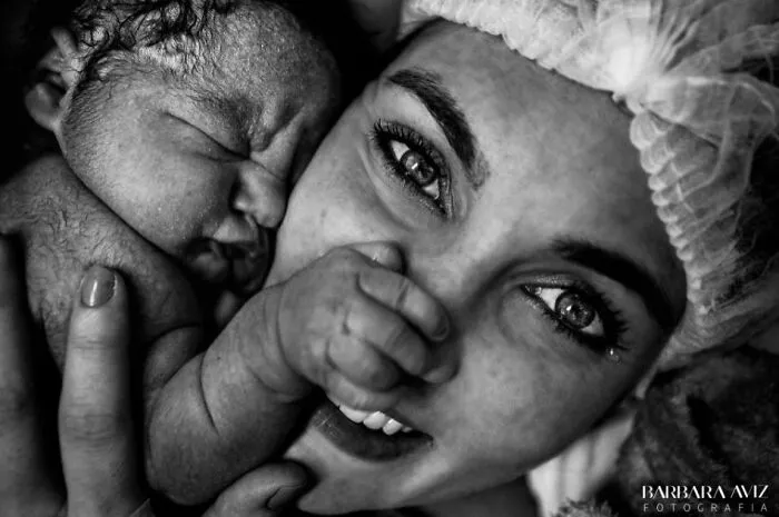 First Place: "A Touch Of Love" By Bárbara Aviz, Brazil