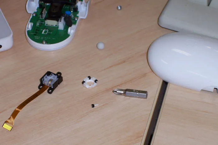 Cleaning The Gunk Out Of The Mouse