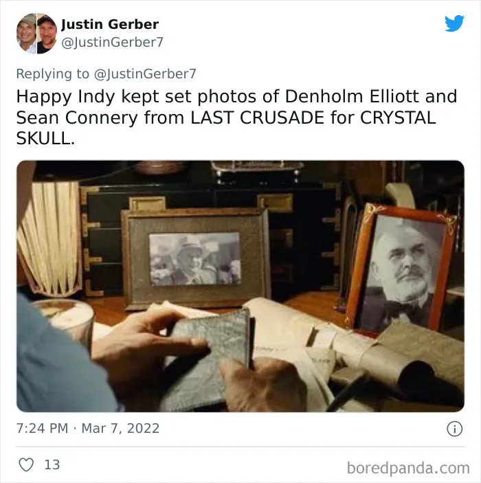 30 Ridiculous Photoshop Photo Fails In Movies, As Shared On A Viral Twitter Thread