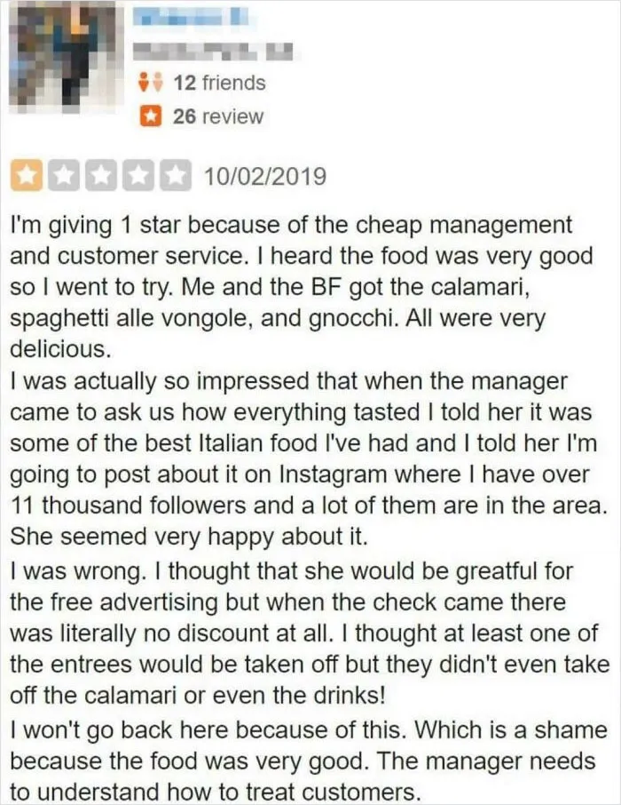 “Influencer” Goes Out To Dinner