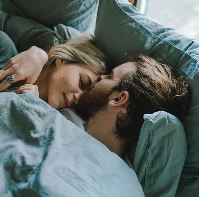 "¿Qué es algo que tu pareja no sabe?": 25 personas respondieron