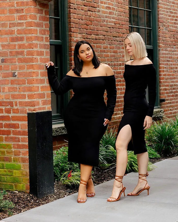 “Estilo, no talla”: Estas dos amigas muestran cómo se ve el mismo atuendo en diferentes tipos de cuerpos (30 imágenes nuevas)
