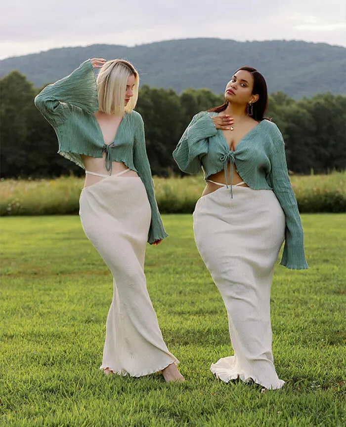 “Estilo, no talla”: Estas dos amigas muestran cómo se ve el mismo atuendo en diferentes tipos de cuerpos (30 imágenes nuevas)