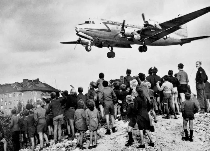 People Share 30 Of The Most Unexpected Acts Of Kindness Throughout Our History