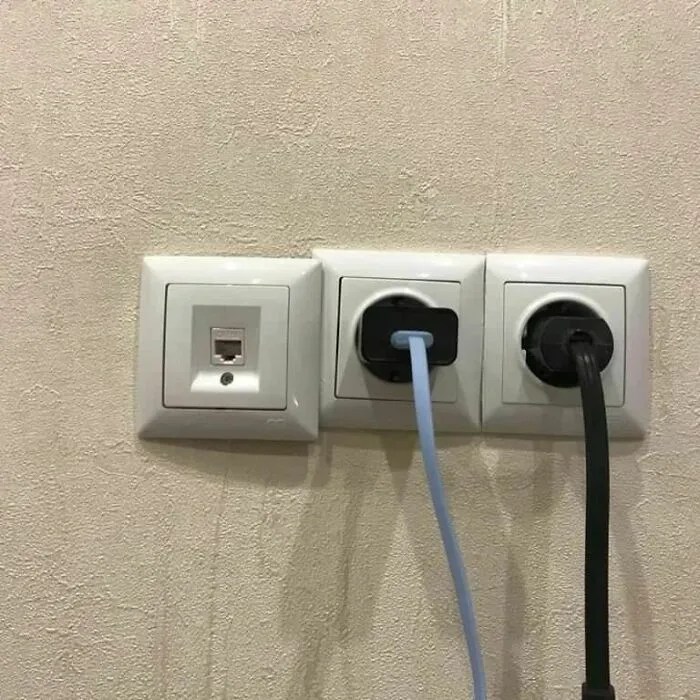 35 Construction Solutions That Don't Solve Problems, Only Create Them, As Shared By This Instagram Account (New Pics)