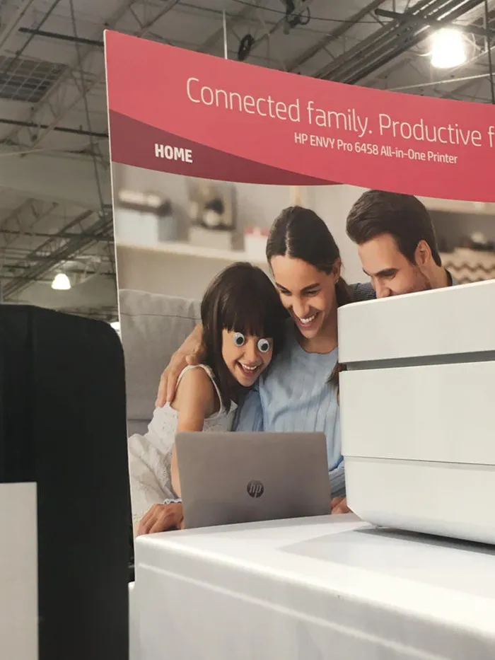 Encontré a un vándalo de ojos saltones en Costco hoy