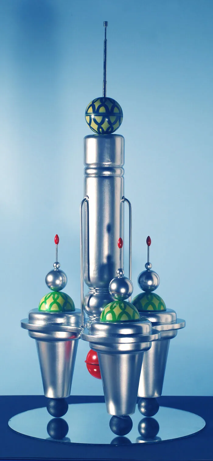 I Created A Series Of Fantasy Model Rockets Made From Waste Found In The Empty Streets (13 Pics)