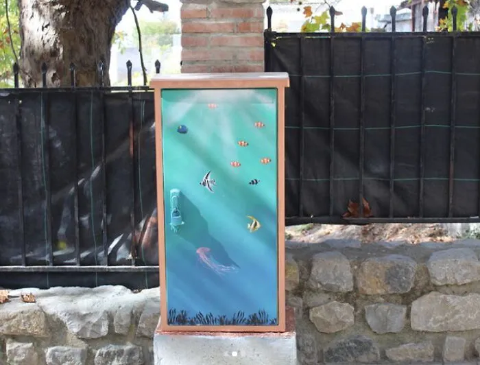 “Positive Vandalism”: I Create Art On The Streets (16 Pics)