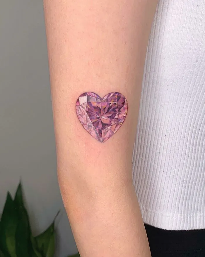 People Go To This Artist For "Permanent Jewelry" Tattoos (40 Pics)