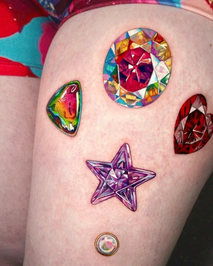 People Go To This Artist For "Permanent Jewelry" Tattoos (40 Pics)