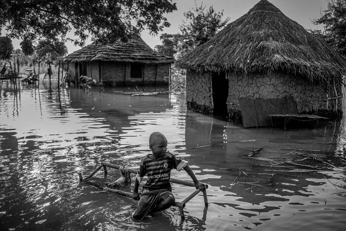 Artist Documents The Harsh Realities Of The People Of South Sudan (20 Pics)