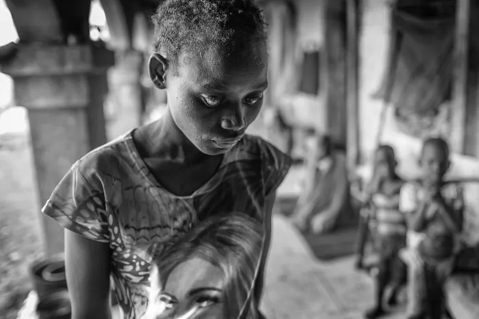 Artist Documents The Harsh Realities Of The People Of South Sudan (20 Pics)