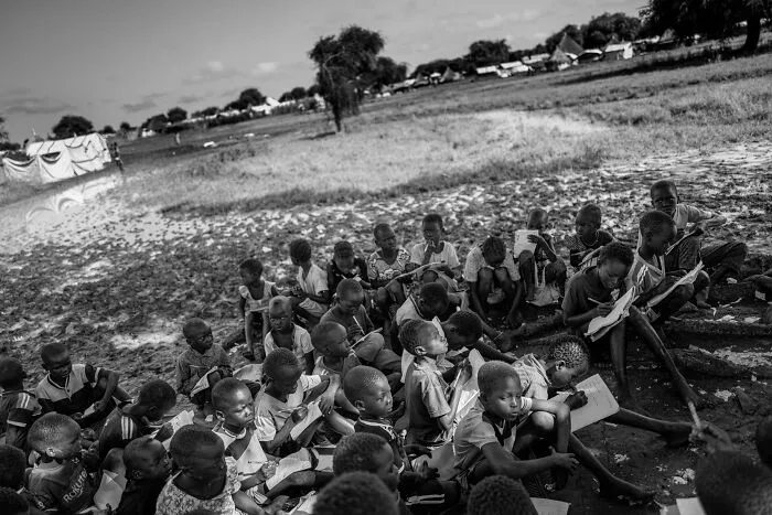 Artist Documents The Harsh Realities Of The People Of South Sudan (20 Pics)