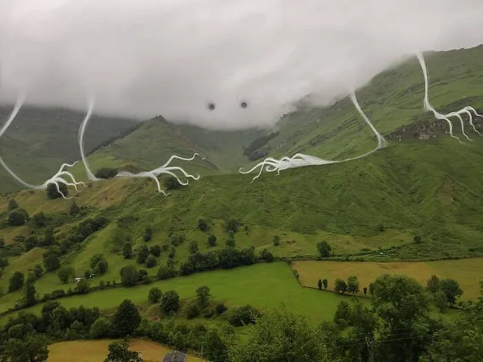 15 Times This Artist Turned Clouds Into Adorable Fantasy Creatures