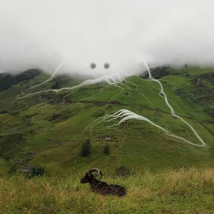 15 Times This Artist Turned Clouds Into Adorable Fantasy Creatures