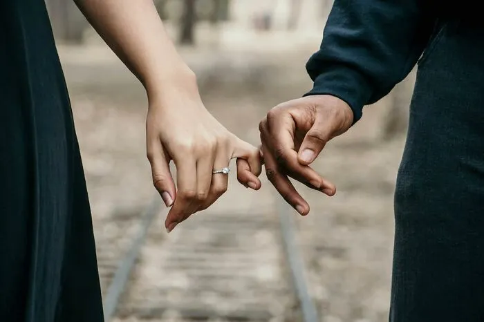 20 Personas comparten las cosas erróneas que sus padres les enseñaron