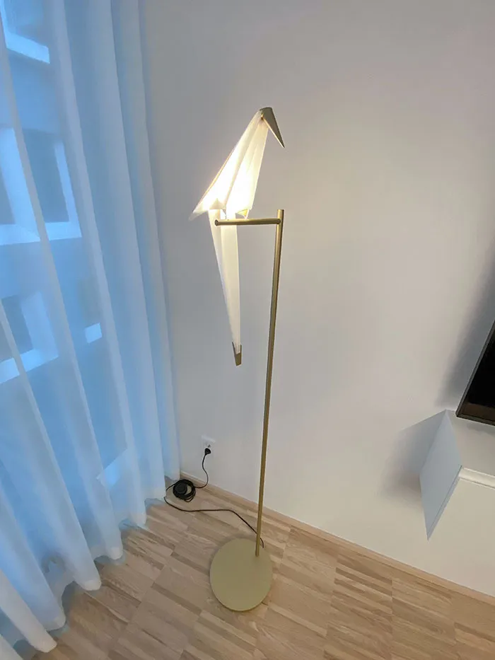 Lámpara de pájaro de origami