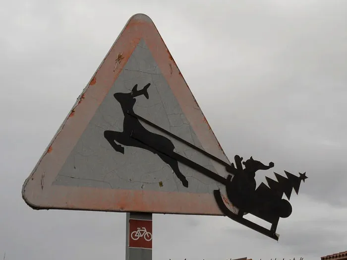 Cuidado, Papá Noel podría cruzarse