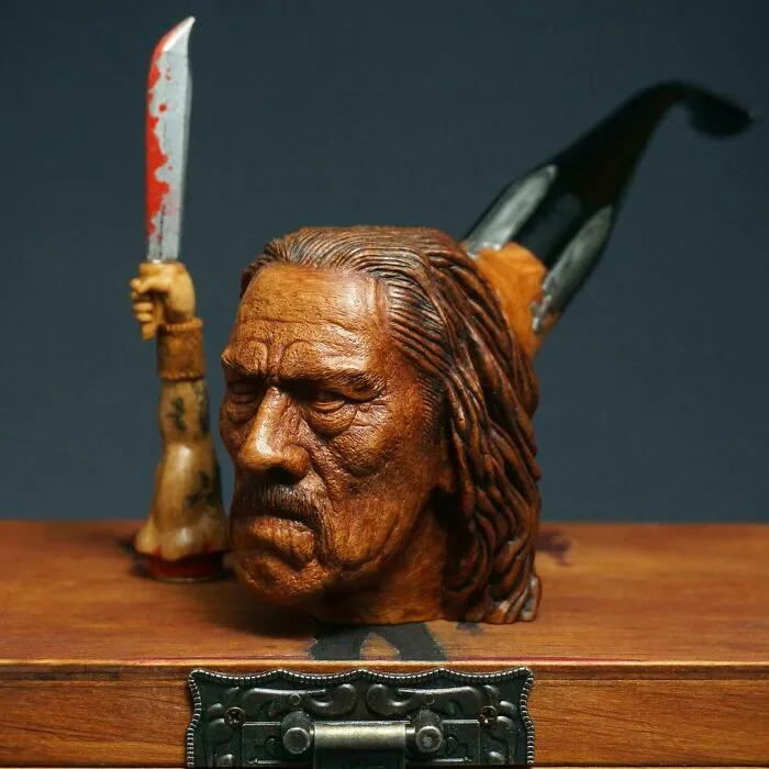 Hello From Ukraine. My City Is Occupied By Russian Troops. So I Hurried To Finish Machete Pipe. Don't Know What Will Happen Next, But Think When The War Is Over I Will Send It To Danny Trejo
