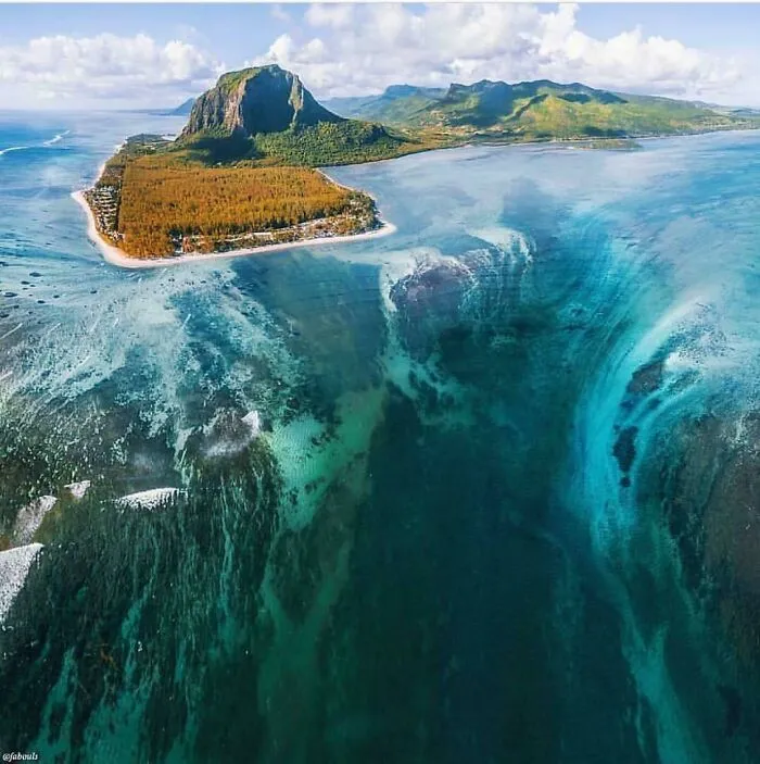 Underwater Waterfall Near Ile Maurice