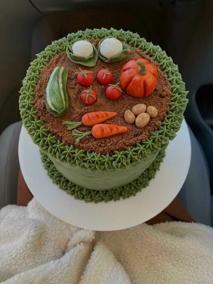 Tarta de la huerta, de chocolate y avellanas