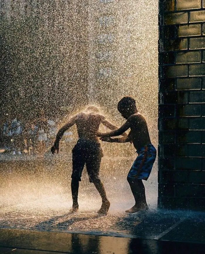 Esta cuenta de Instagram presenta divertidas fotografías urbanas y tiene más de 500 mil seguidores (30 nuevas fotos)