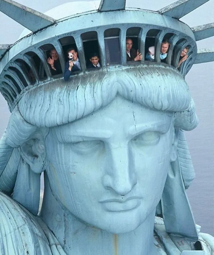 Esta cuenta de Instagram presenta divertidas fotografías urbanas y tiene más de 500 mil seguidores (30 nuevas fotos)
