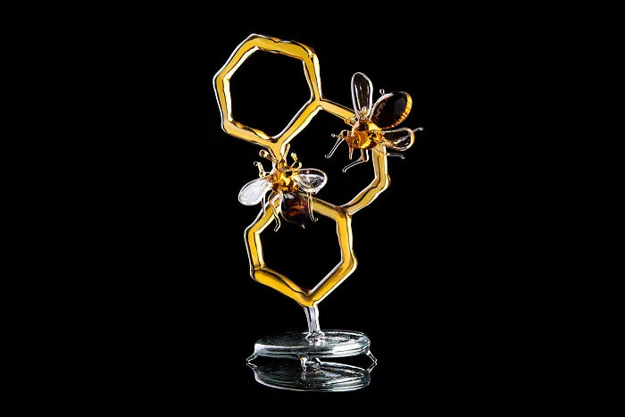 I'm An Ukrainian Artist That Creates Handmade Blown Glass Octopi And Spiders
