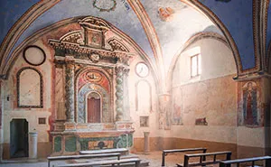 My Photos Show The Decline Of The Church In Italy, And Here Are 40 Of The Best Ones