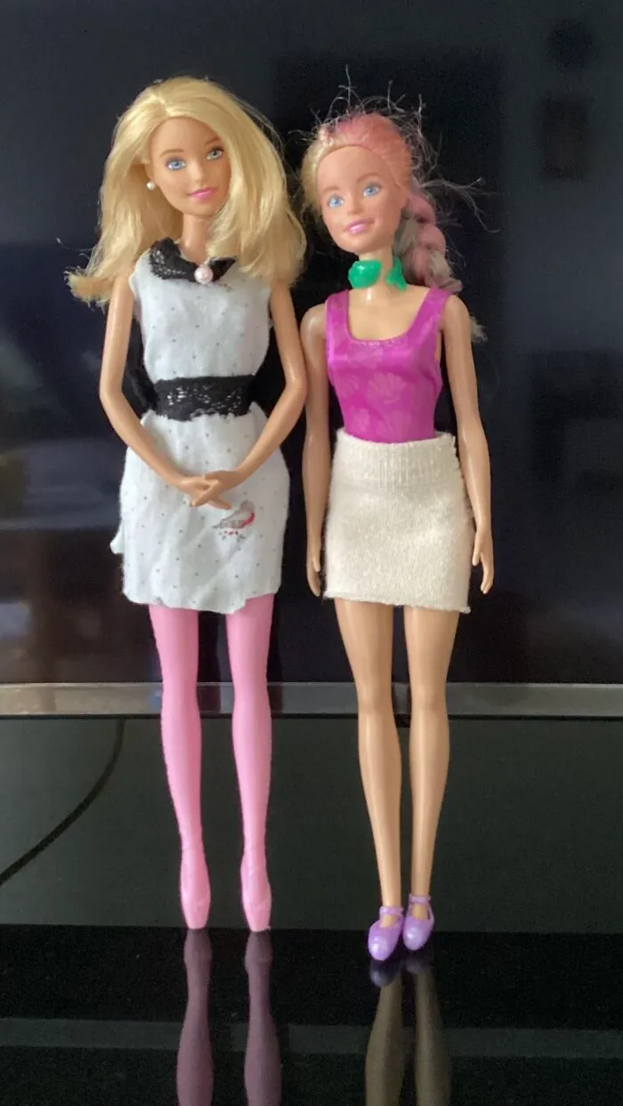 I Make Outfits Out Of Old Clothes For Dolls (11 Pics)