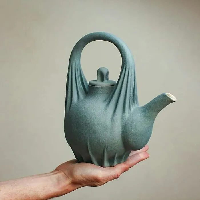 Tetera diseñada por Surglinok