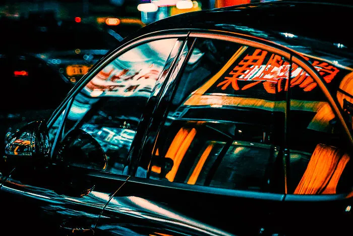 I Took Pictures Of The Old Streets Of Hong Kong (24 Pics)