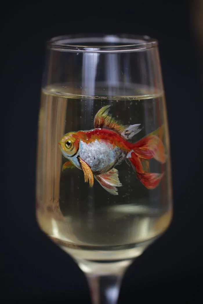 I Paint Realistic Fish On Glasses, And Went Even Further With The Concept (20 Pics)