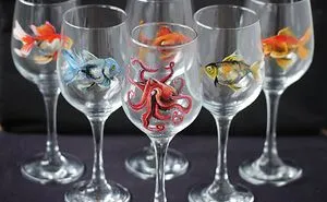 I Paint Realistic Fish On Glasses, And Went Even Further With The Concept (20 Pics)
