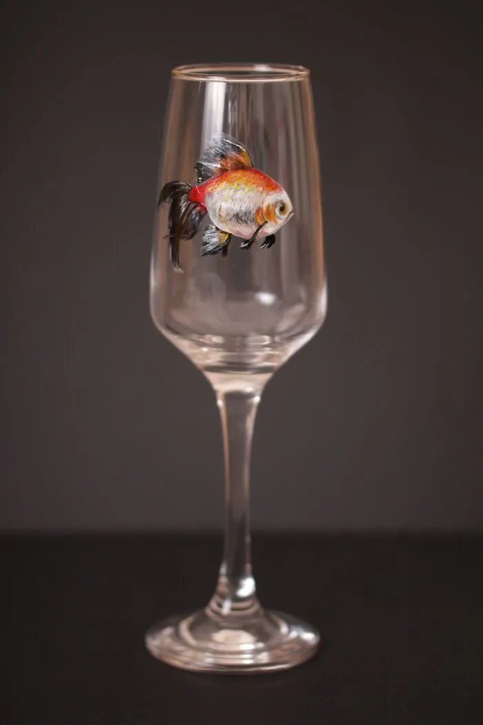 I Paint Realistic Fish On Glasses, And Went Even Further With The Concept (20 Pics)