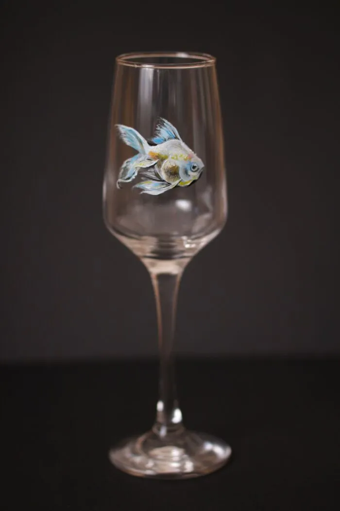 I Paint Realistic Fish On Glasses, And Went Even Further With The Concept (20 Pics)