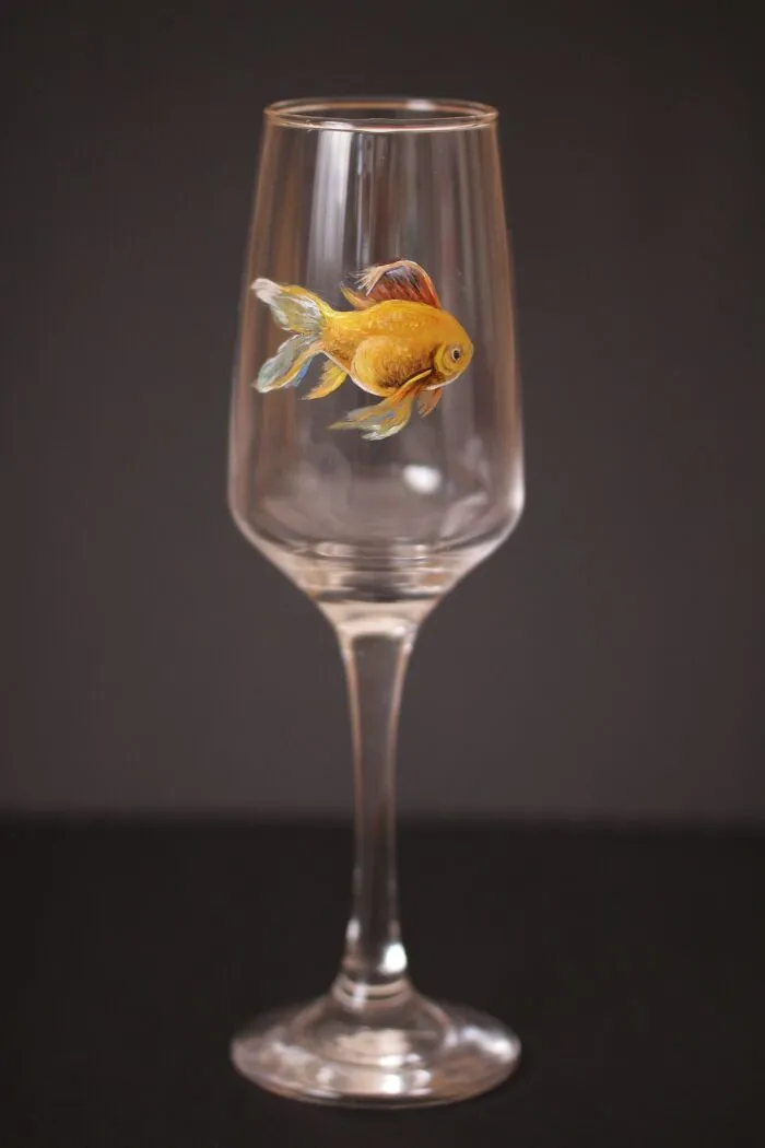 I Paint Realistic Fish On Glasses, And Went Even Further With The Concept (20 Pics)